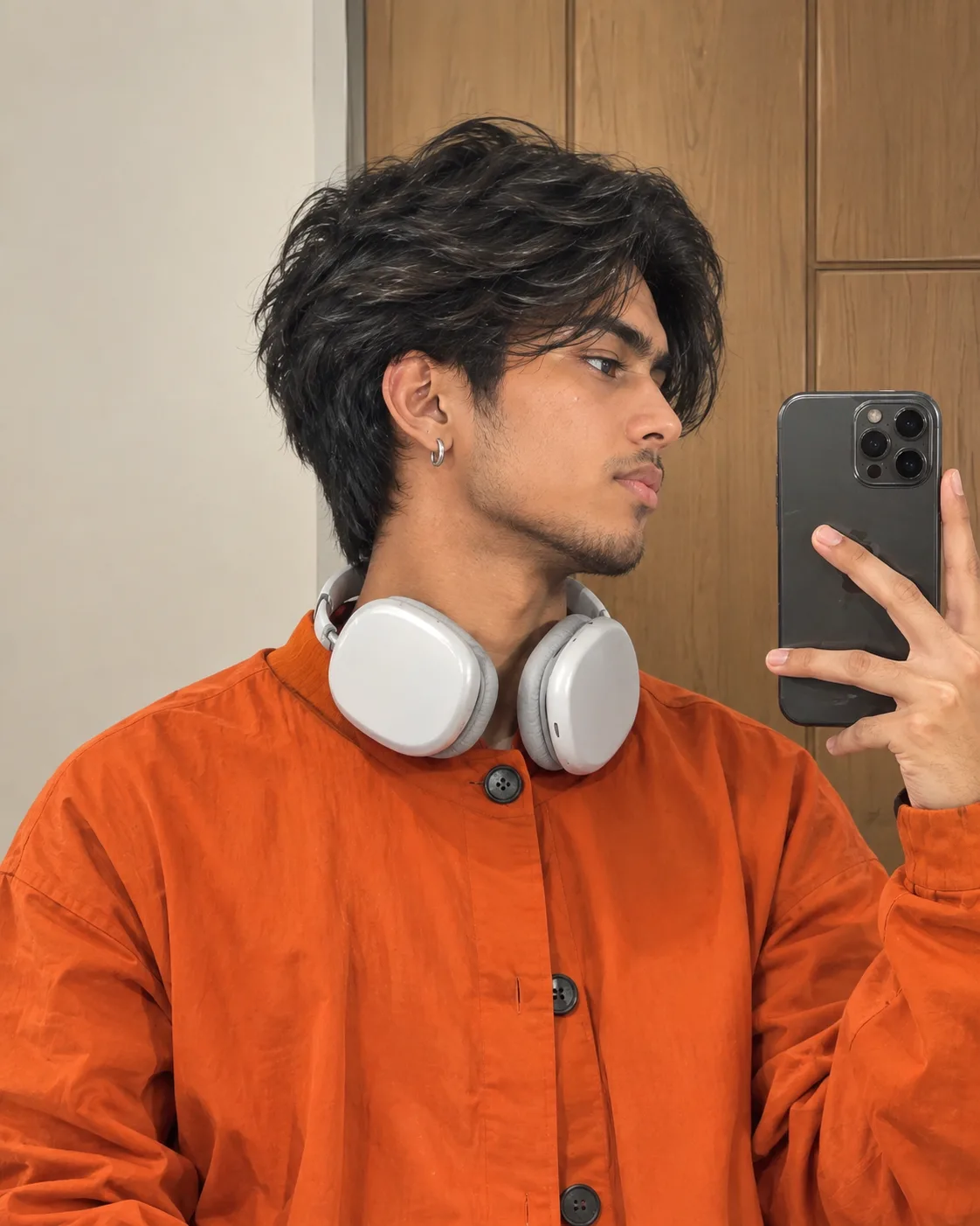 mirror selfie