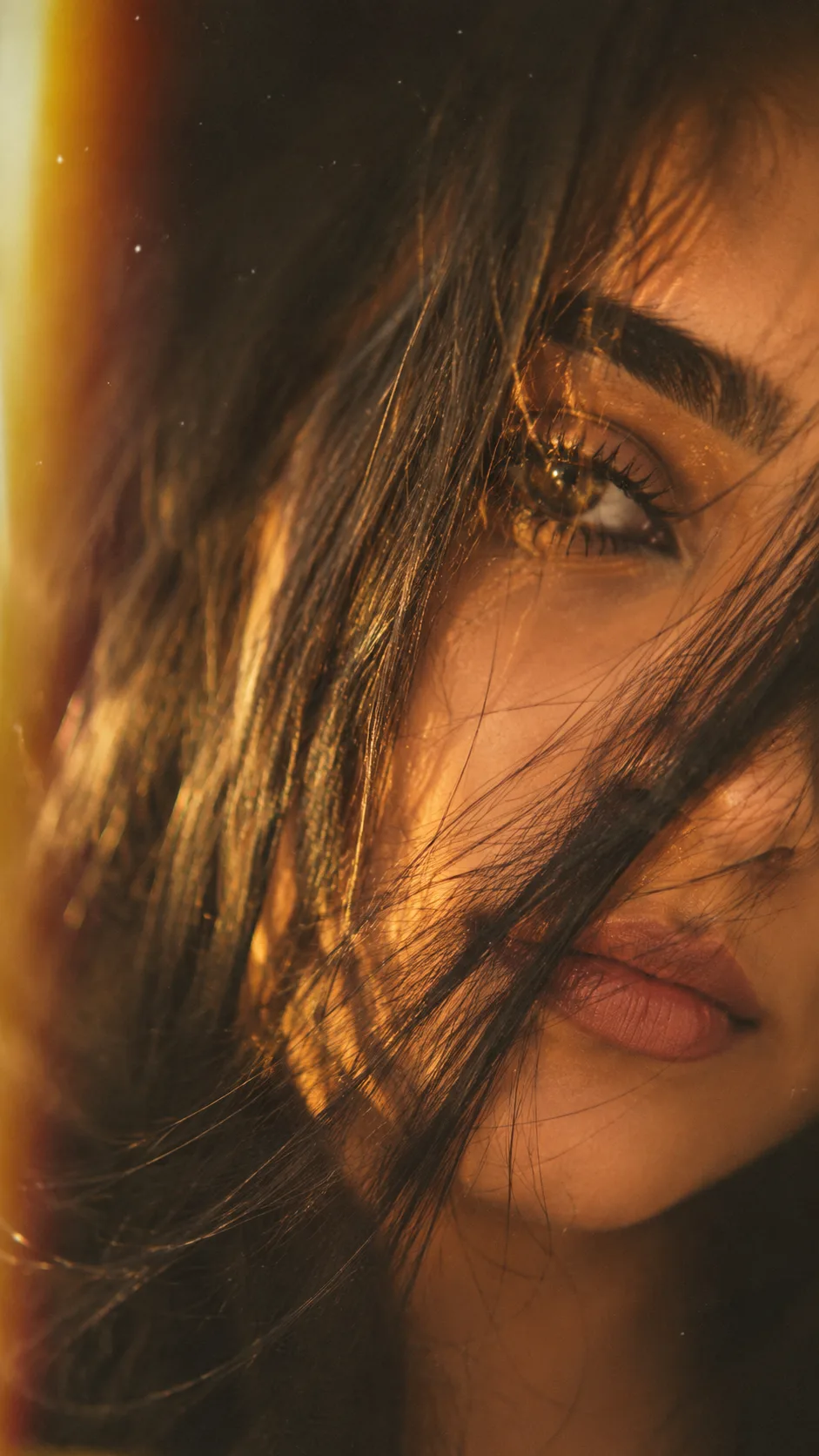 Create a portrait without changing my facial features.